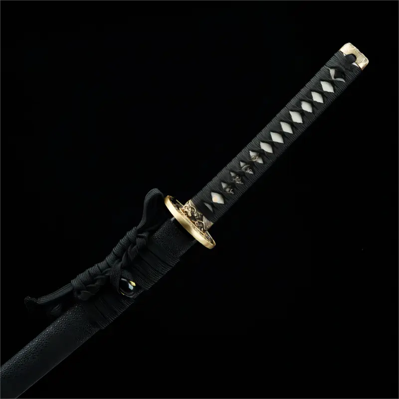 High performance - Hand Forged - Twelve stage traditional Japanese polish - Damascus steel Blade - Demon's Eye katana