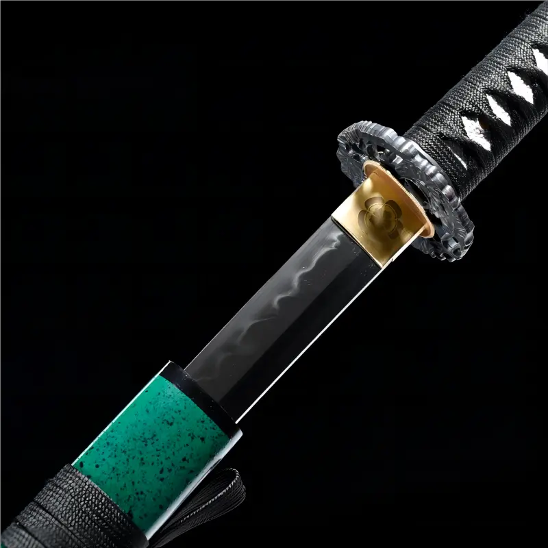 Handcrafted - T10 Carbon Steel Blade - Solid Wood Scabbard - Emerald Strike Katana