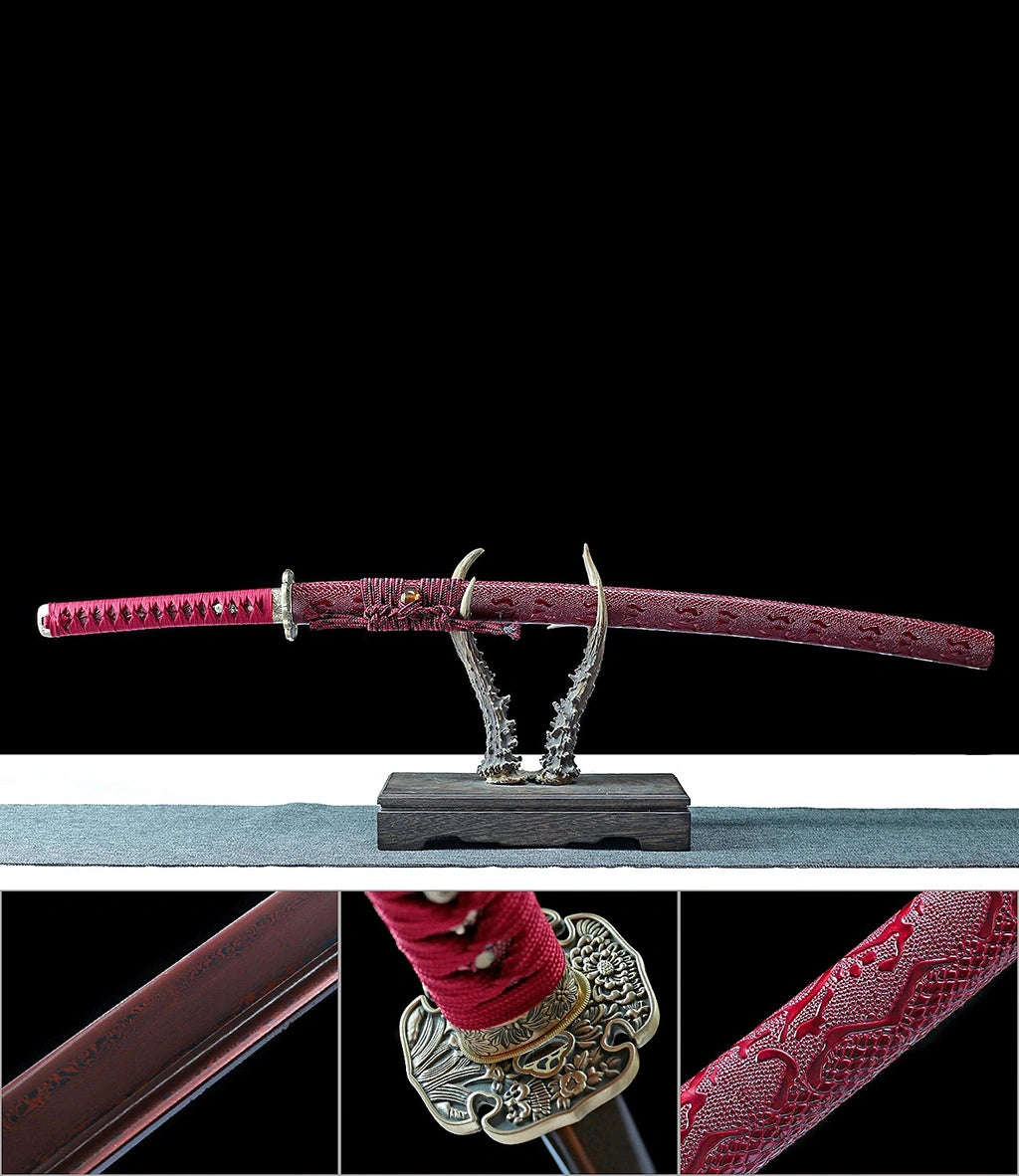 High-performance Japanese Katana Sword  Red-Treated Damascus Pattern Steel Hand Forge